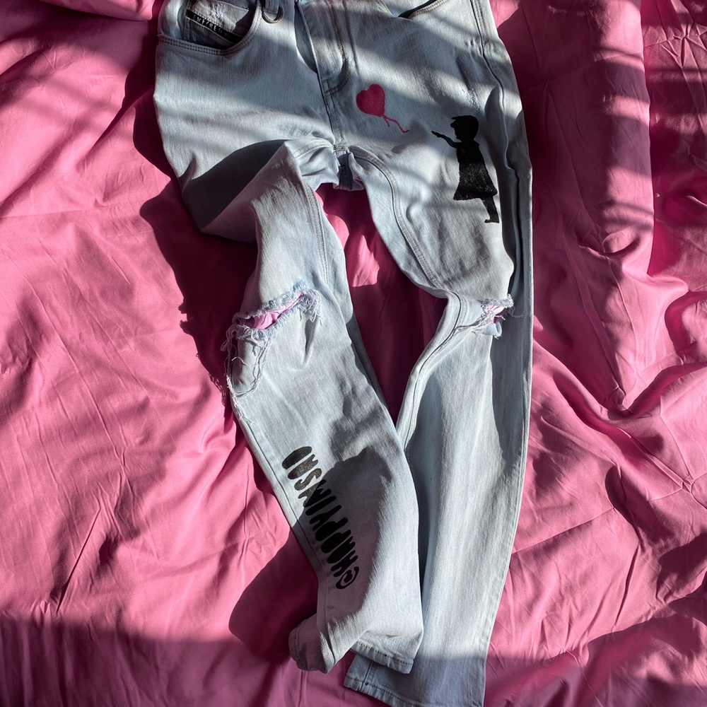 Custom Jeans - Banksy inspired - Picture 5 of 5
